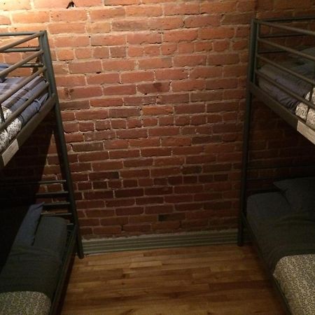Auberge Pvt Hostel Montréal Exteriör bild